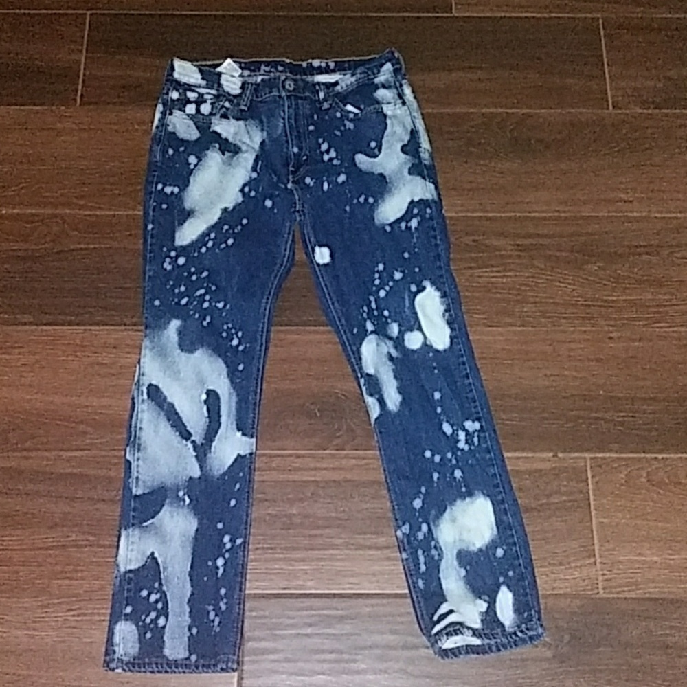 Levi's